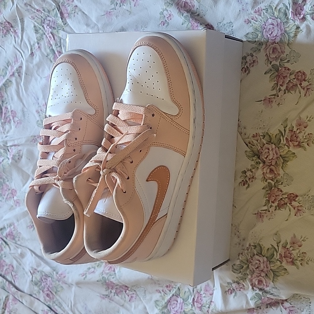 Jordan 1 Low